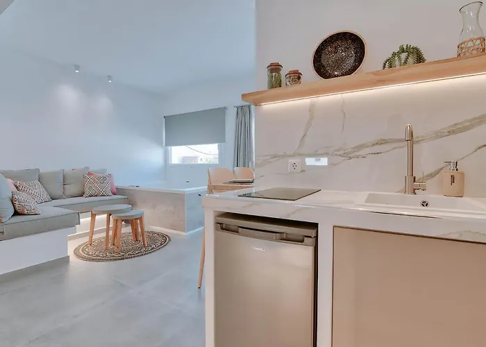 Nautica - Executive With Jacuzzi *