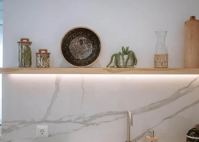 Lägenhet Nautica - Executive With Jacuzzi *